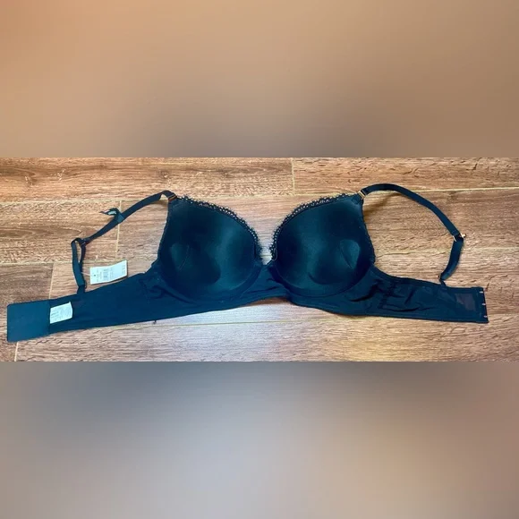 🆕 AERIE Plunge Black Lace Bra, 36B - Picture 3 of 7
